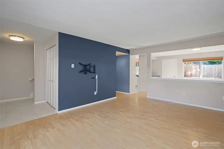 212 SW 146th Street #105, Burien, WA 98166 - #3