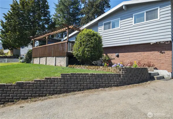 18935 47th Avenue S, SeaTac, WA 98188
