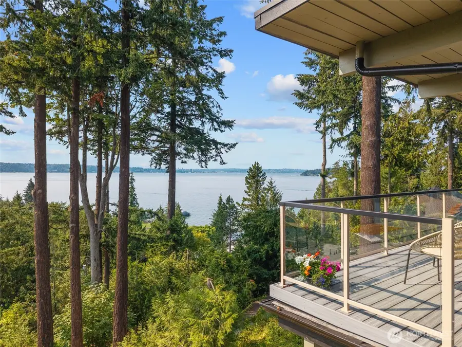 2003 82nd Avenue Se #1, Mercer Island, WA 98040 - #3