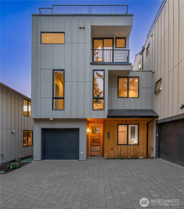 7533 31st Avenue Ne #B, Seattle, WA 98115