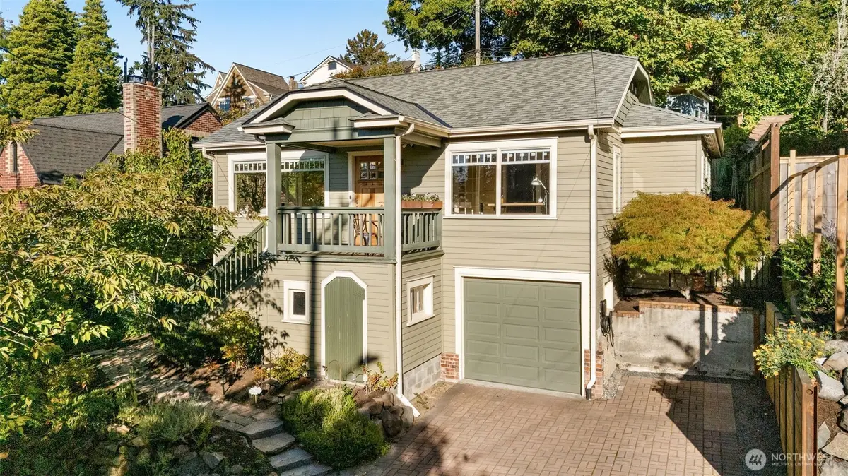 3006 11th Avenue W, Seattle, WA 98119 - #1