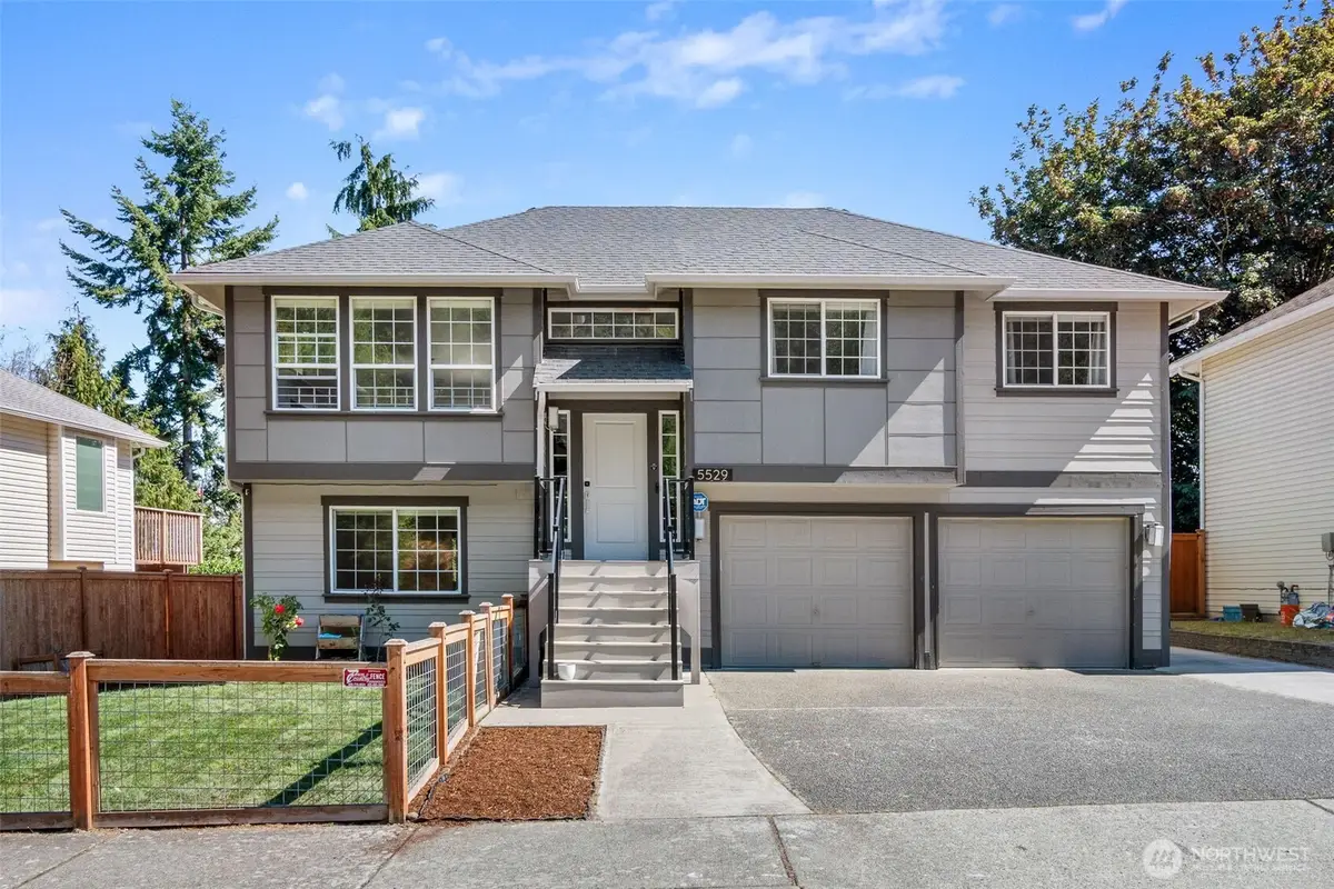5529 1st Drive W, Everett, WA 98203 - #1