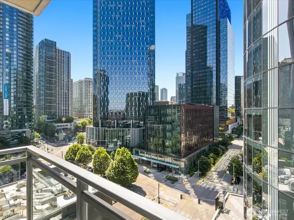 820 Blanchard Street #1007, Seattle, WA 98121