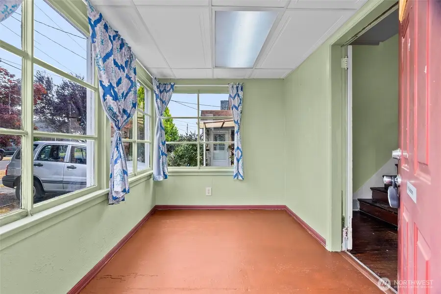 351 Karr Avenue, Hoquiam, WA 98550 - #3