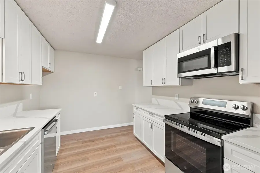 5807 Hendrickson Avenue #101, Ferndale, WA 98248 - #3