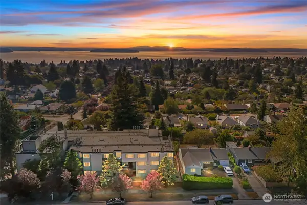6055 35th Avenue Sw #206, Seattle, WA 98126