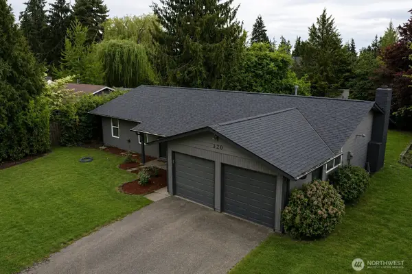 320 213th Place Sw, Bothell, WA 98021