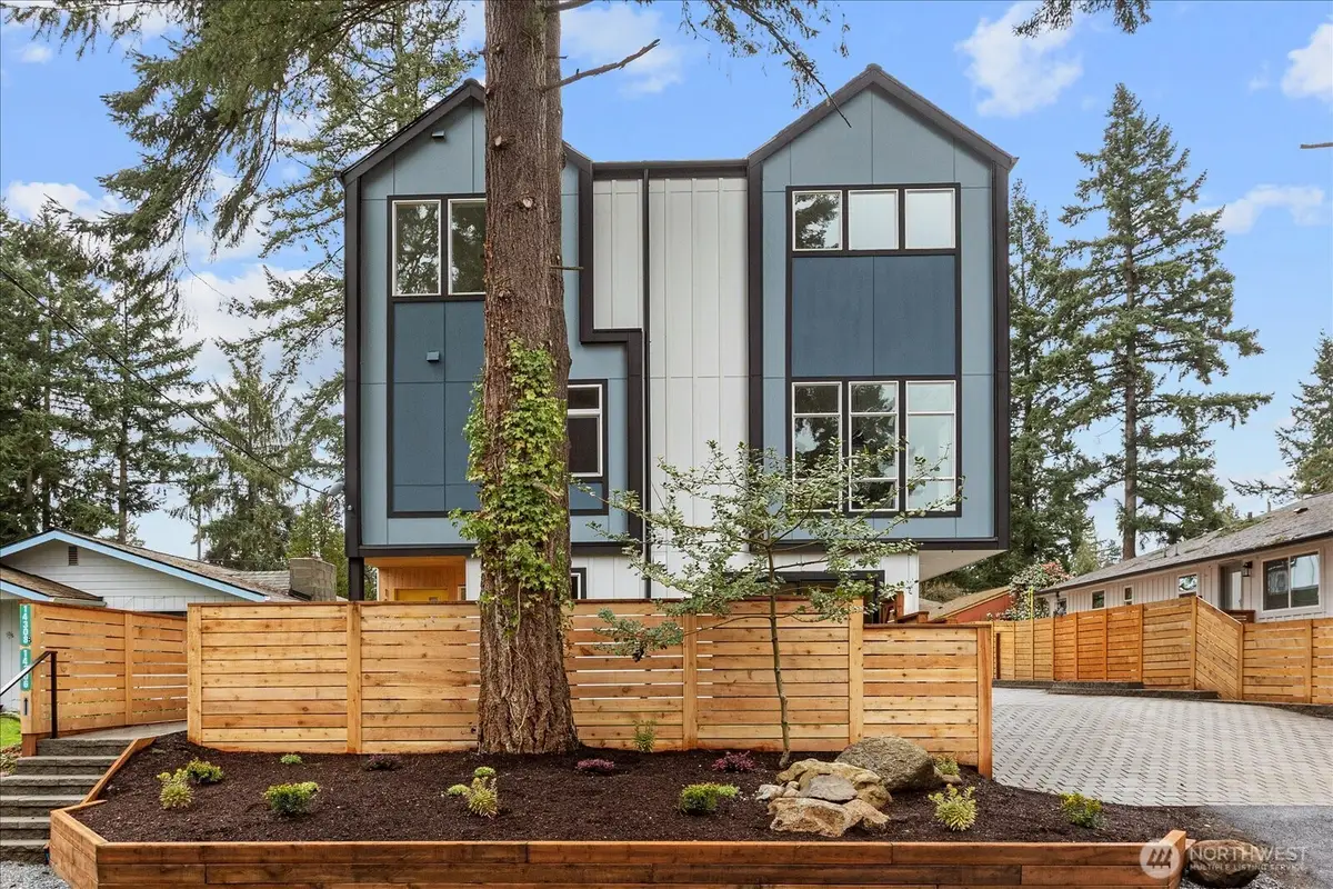 14308 Roslyn Place N, Seattle, WA 98133 - #1