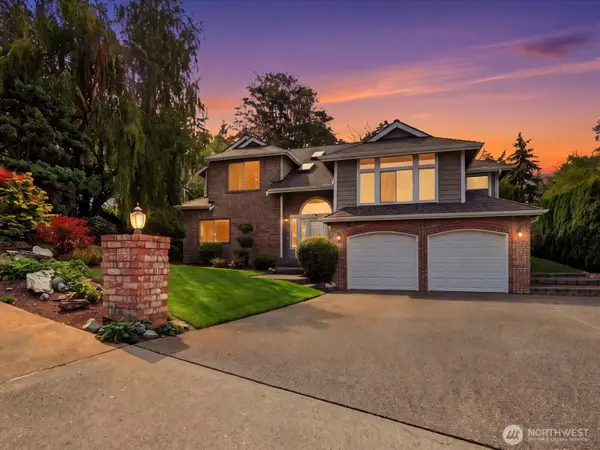 1835 251st Place, Des Moines, WA 98198
