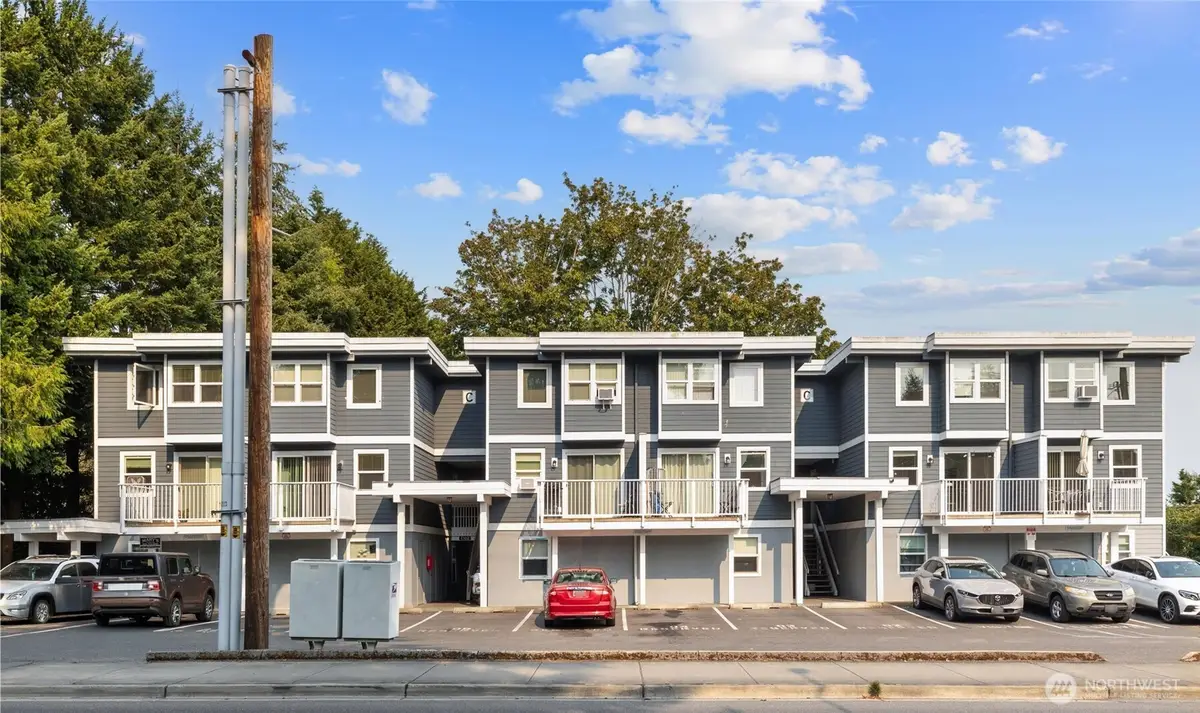6707 204th Street Sw #205, Lynnwood, WA 98036 - #1
