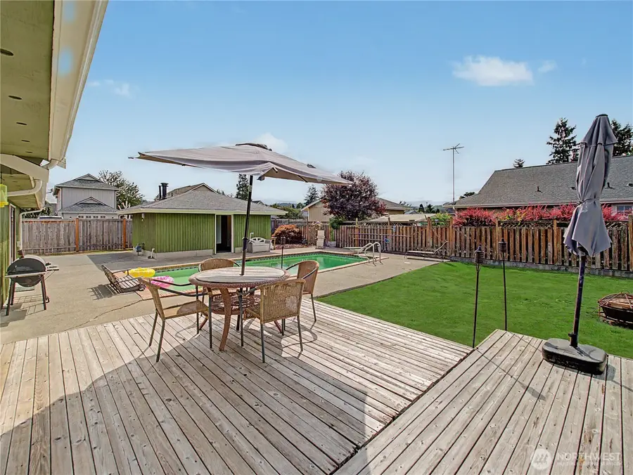 621 E Mason Avenue, Buckley, WA 98321 - #3
