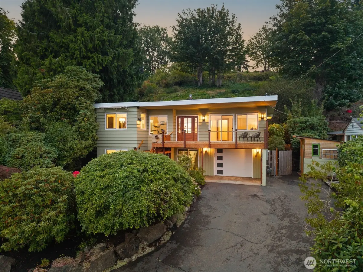 1351 Jacobsen Boulevard, Bremerton, WA 98310 - #1