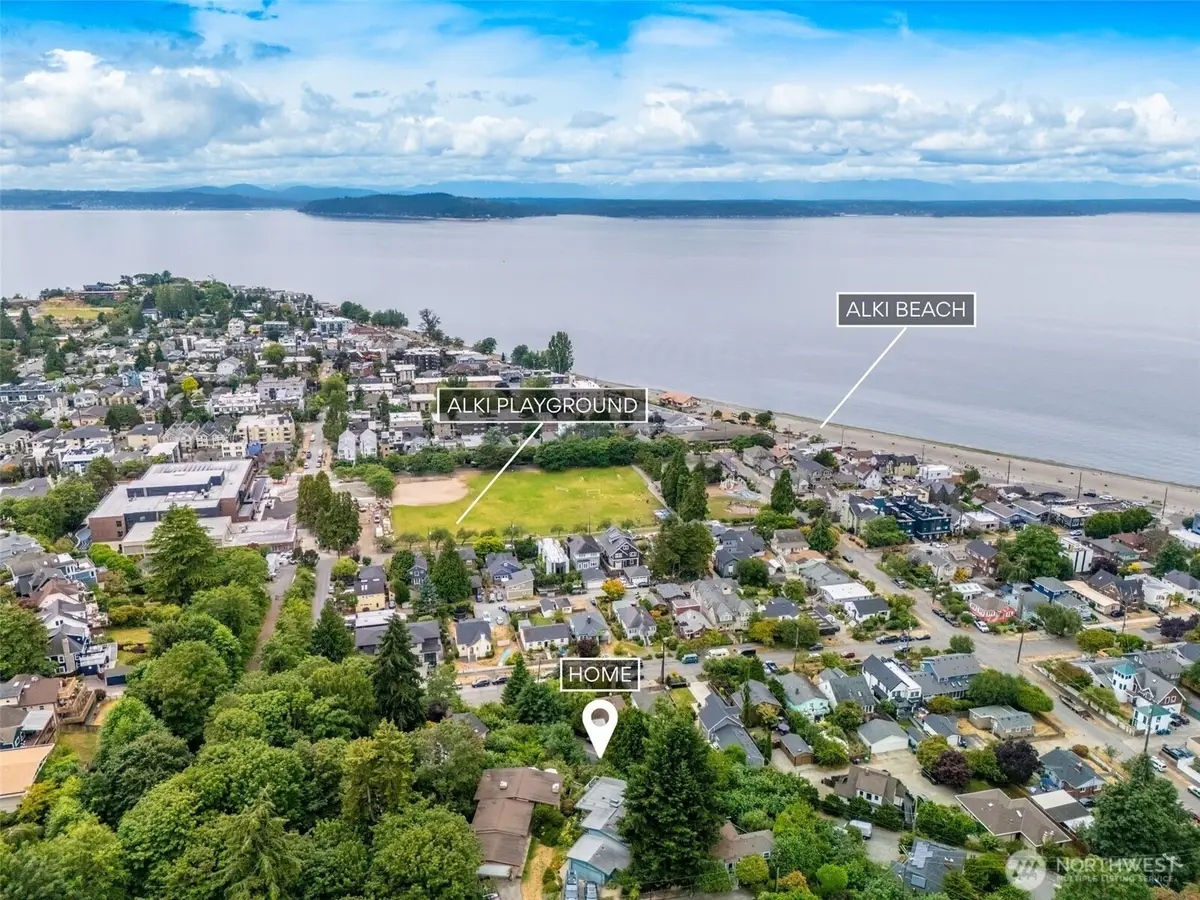 5625 SW Teig Place, Seattle, WA 98116 - #1