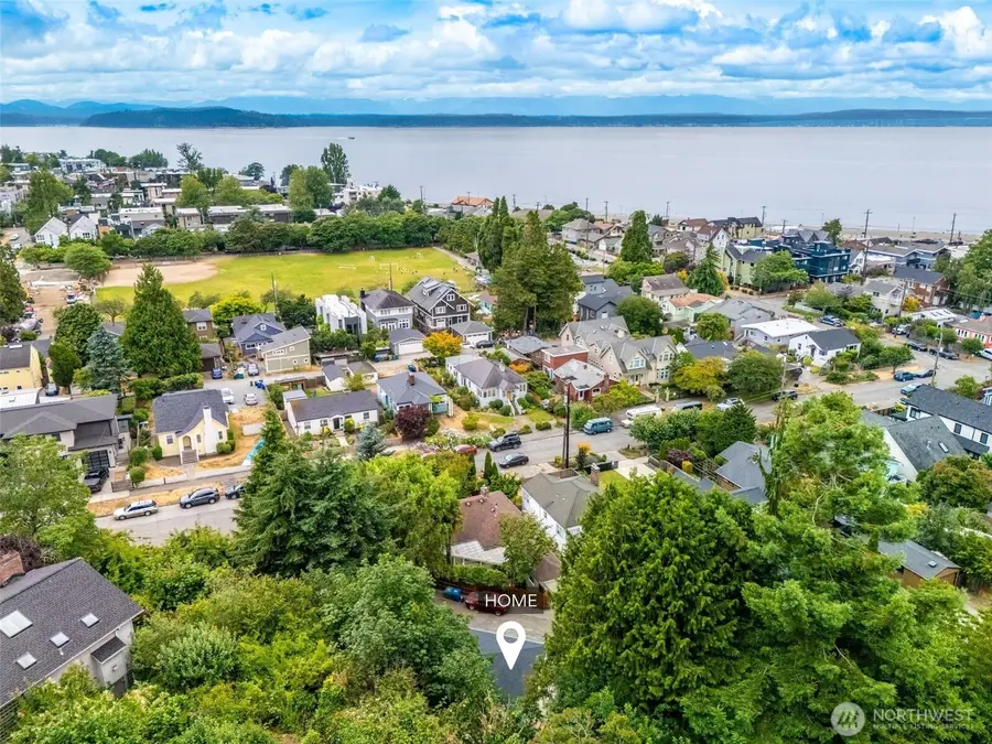 5625 SW Teig Place, Seattle, WA 98116 - #3