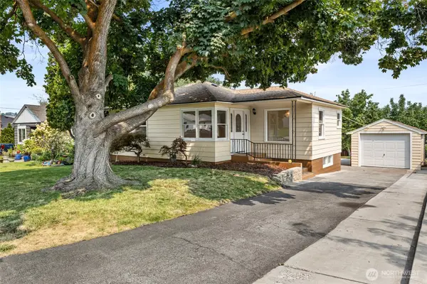 615 S 21st Avenue, Yakima, WA 98908