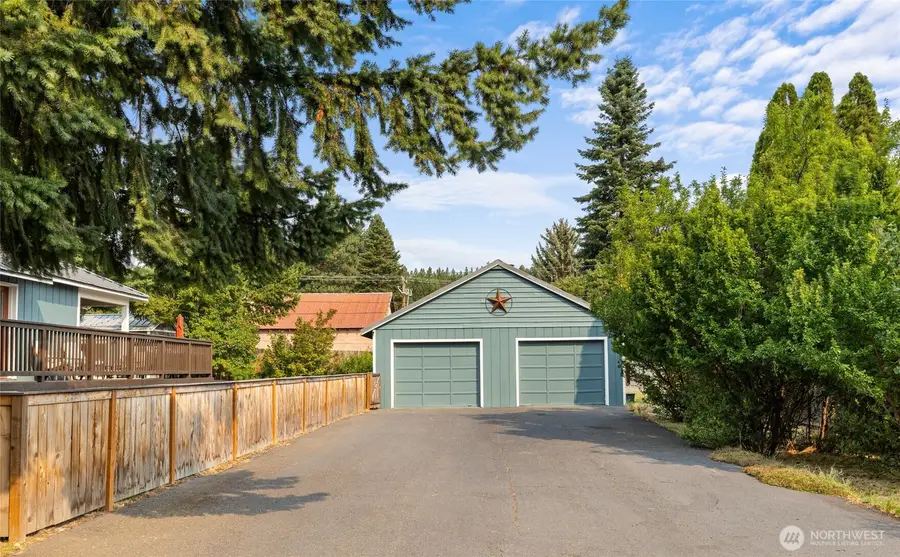 407 W Utah Street, Roslyn, WA 98941 - #3