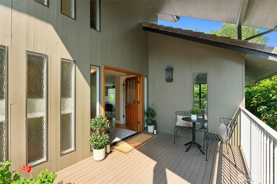 12530 Holmes Point Drive Ne, Kirkland, WA 98034 - #3