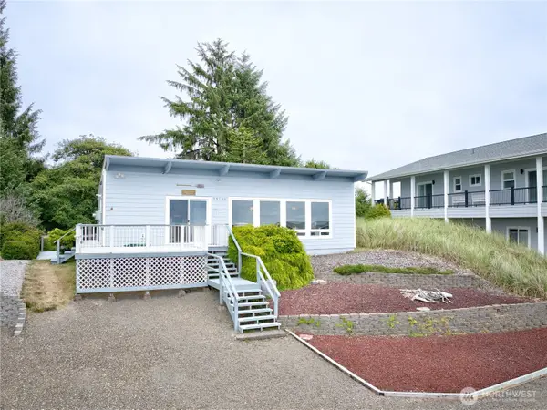 35200 J Place, Ocean Park, WA 98640