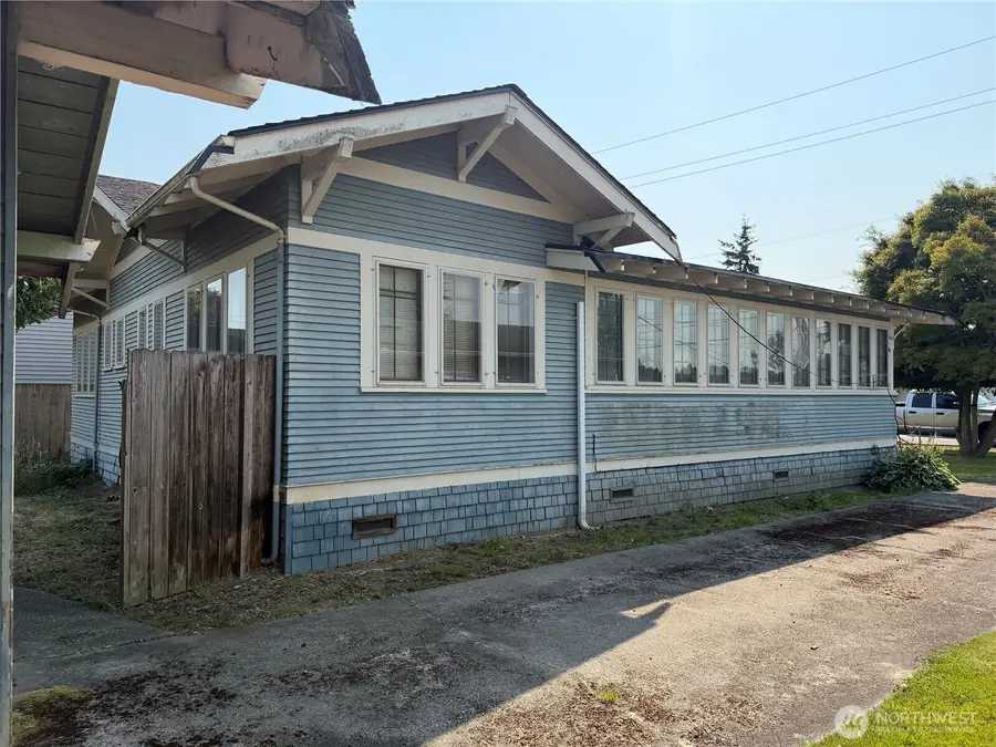 1814 Douglas Street, Mount Vernon, WA 98273 - #3