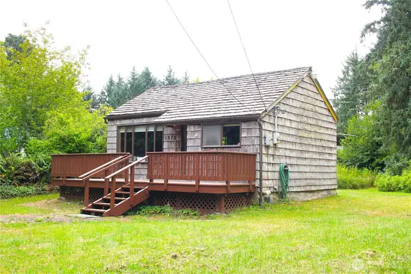 1875 State Route 105, Grayland, WA 98547