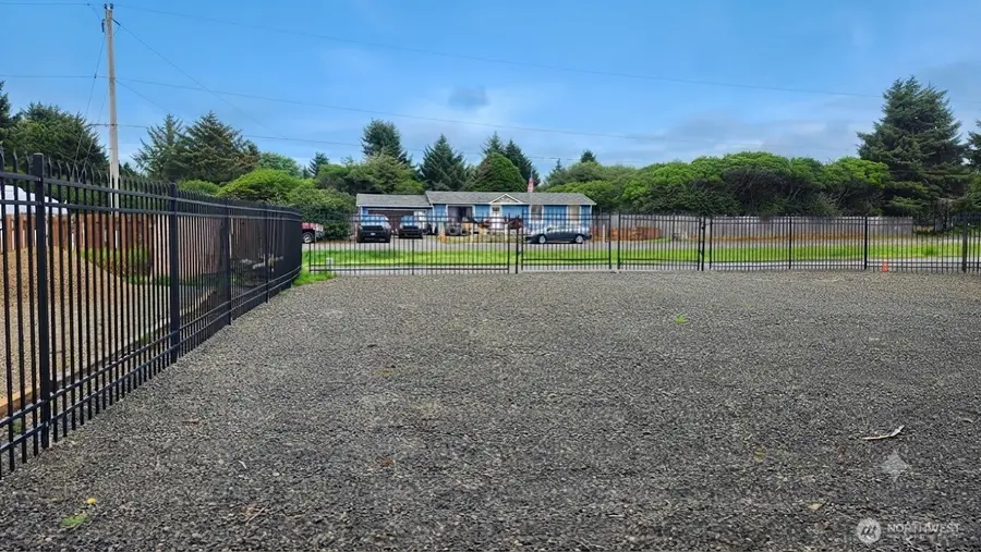 385 Clover Creek Avenue Nw, Ocean Shores, WA 98569 - #3