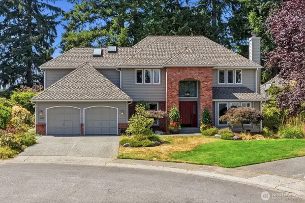 12302 SE 237th Place, Kent, WA 98031
