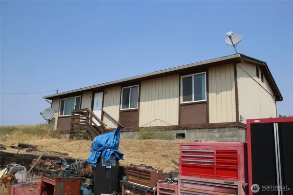 602 W Clarence Street, Lind, WA 99341