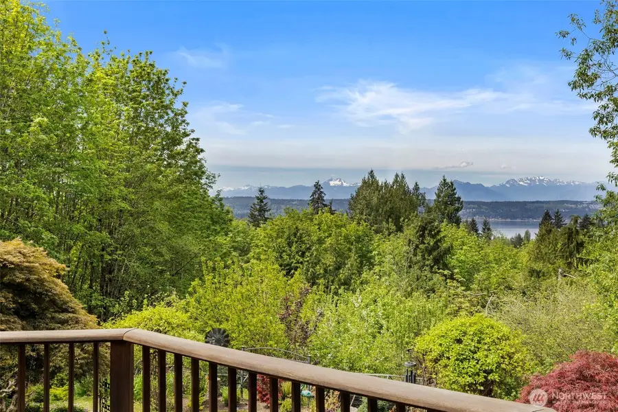 144 NE Clearview Lane, Bremerton, WA 98310 - #2