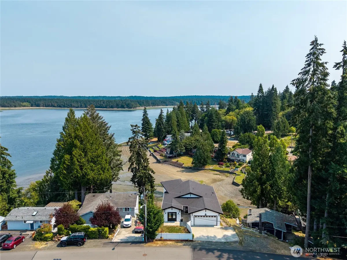 2142 Island Drive Nw, Olympia, WA 98502 - #1