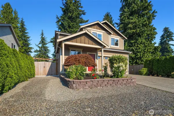 8313 Upper Ridge Road Se #2, Everett, WA 98203