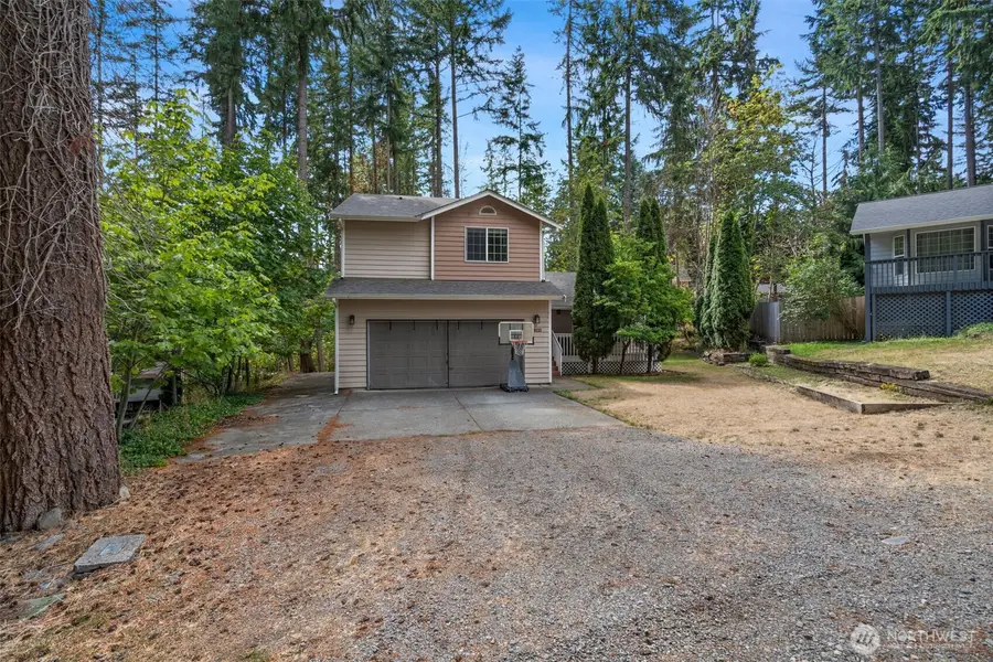 18133 Stoney Ct Se, Yelm, WA 98597 - #2