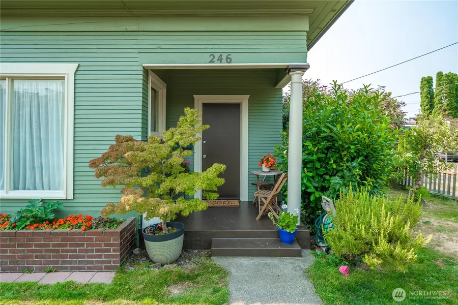 246 4th Avenue Nw, Puyallup, WA 98371 - #2