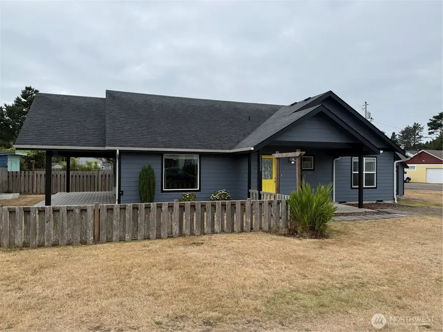26209 N Place, Ocean Park, WA 98640 - #2