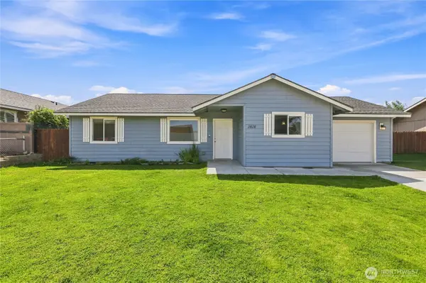 1414 E Adelia Court, Pasco, WA 99301