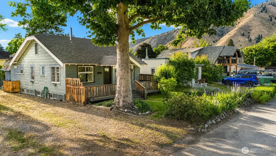 123 Riverfront Drive, Cashmere, WA 98815 - #2