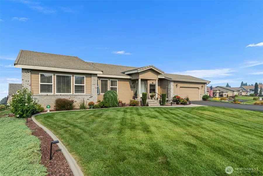 1380 Eastmont Avenue #1001, East Wenatchee, WA 98802 - #2