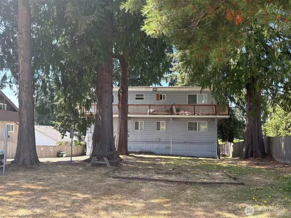 17816 44th Avenue W, Lynnwood, WA 98037