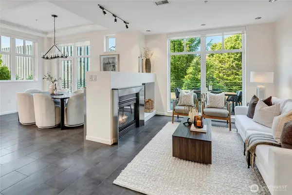 17 W Mercer Street #TH7, Seattle, WA 98119