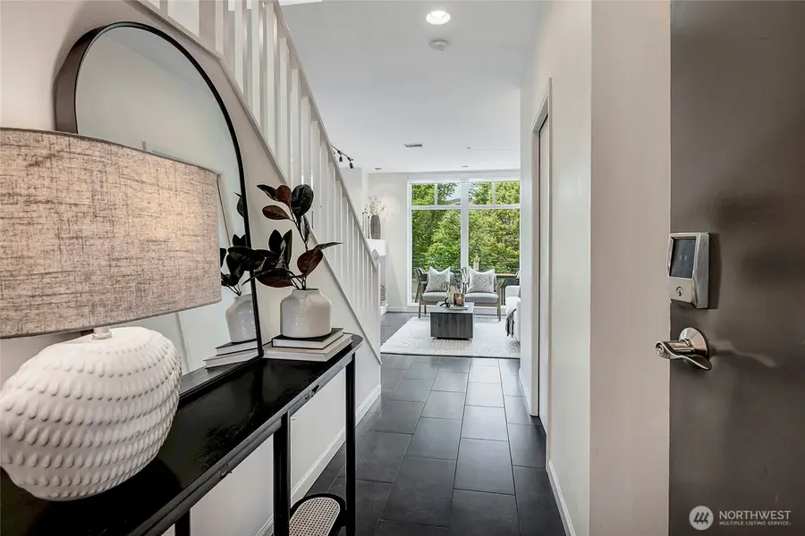 17 W Mercer Street #TH7, Seattle, WA 98119 - #2