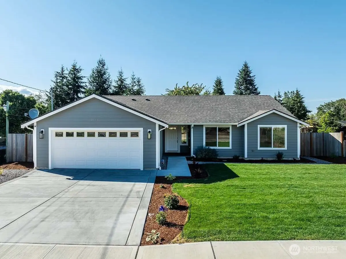 2586 Lincoln Avenue Se, Port Orchard, WA 98366 - #1