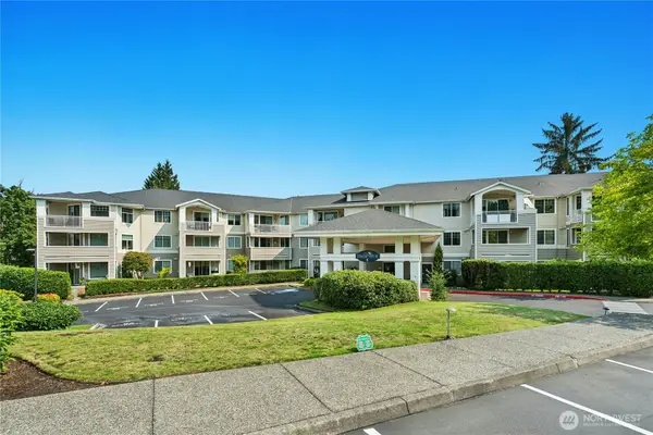 2244 132nd Avenue Se #B208, Bellevue, WA 98005
