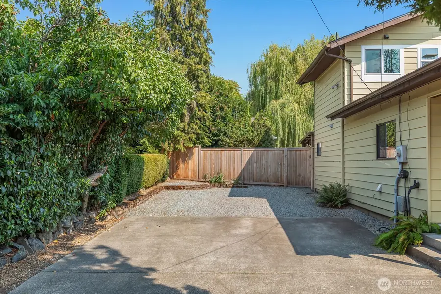 5636 49th Avenue Sw, Seattle, WA 98136 - #2