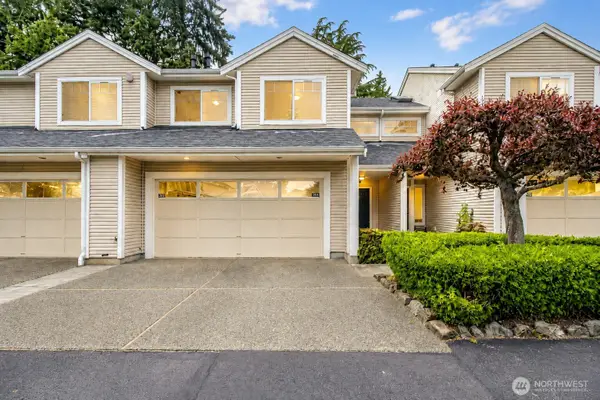 4714 Fairwood Blvd Ne #703, Tacoma, WA 98422