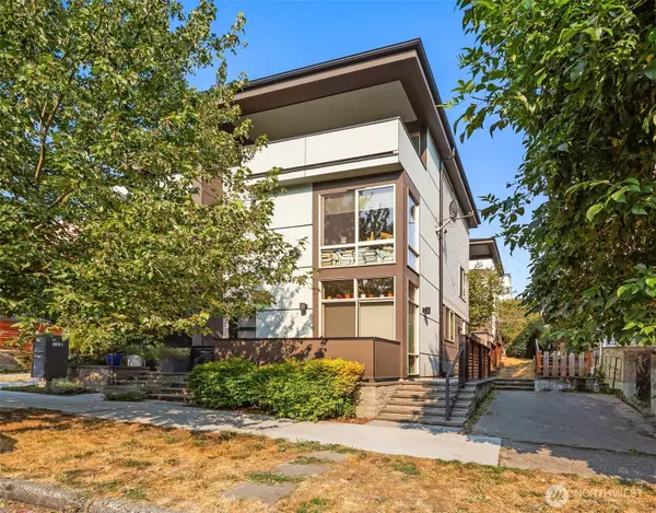 918 Martin Luther King Jr. Way S #D, Seattle, WA 98144
