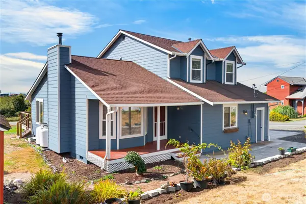 1099 Koenig Lane, Coupeville, WA 98239
