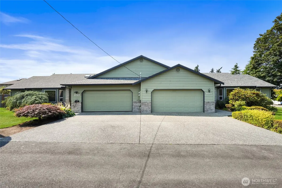 8228 226th Street Sw #A/B, Edmonds, WA 98026 - #1