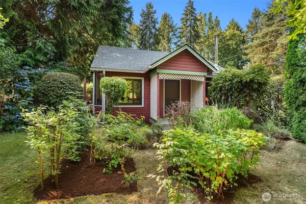 18313 Vashon Highway Sw, Vashon, WA 98070