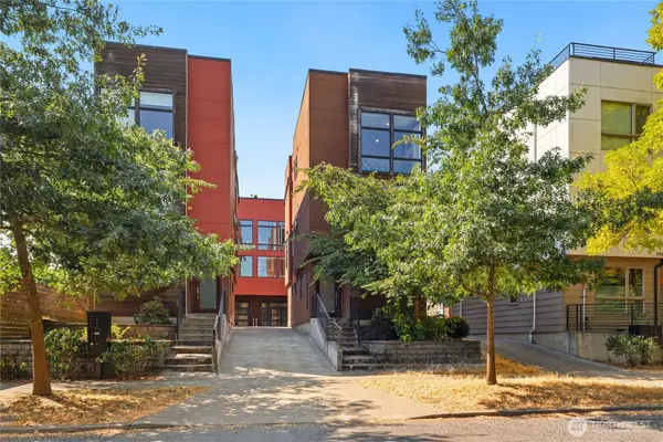 165 20th Avenue, Seattle, WA 98122