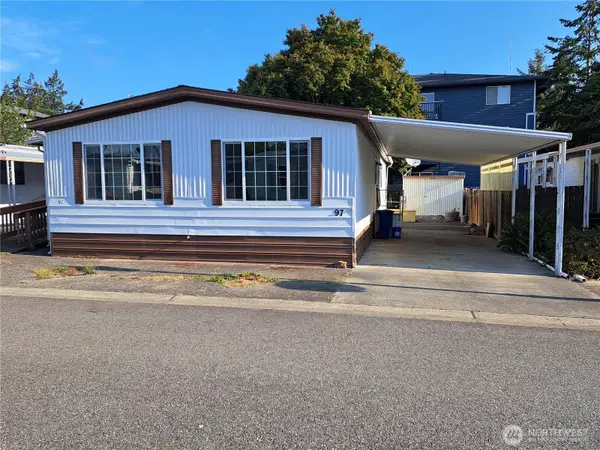 225 NE Ernst #97, Oak Harbor, WA 98277