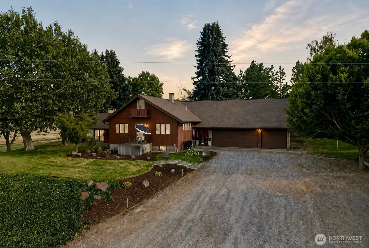 341 W Bramhall Road, Dayton, WA 99328 - #1